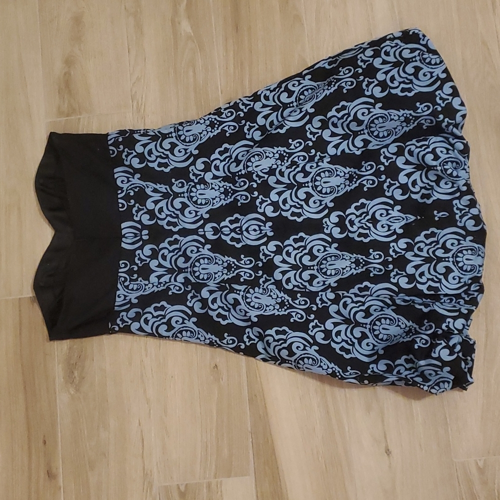WHBM cocktail dress size 0 - Picture 3 of 5